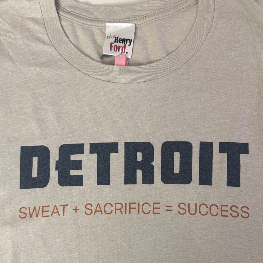 Gray‎ Detroit Tee